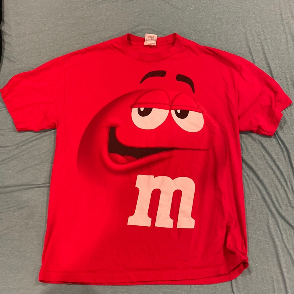 Red M&M 2009 vintage tshirt XL